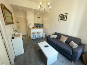 Cannes Conseil Immo - Appartement 1 chambre, zone semi piétonne -Tol-